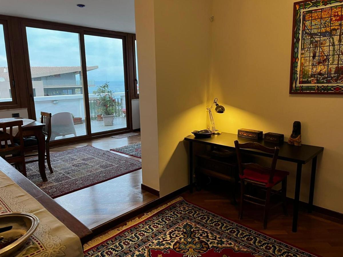 Apartamento Casa Malu Mesina Exterior foto